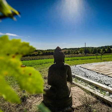 Atman Glamping Yurta * Monzambano